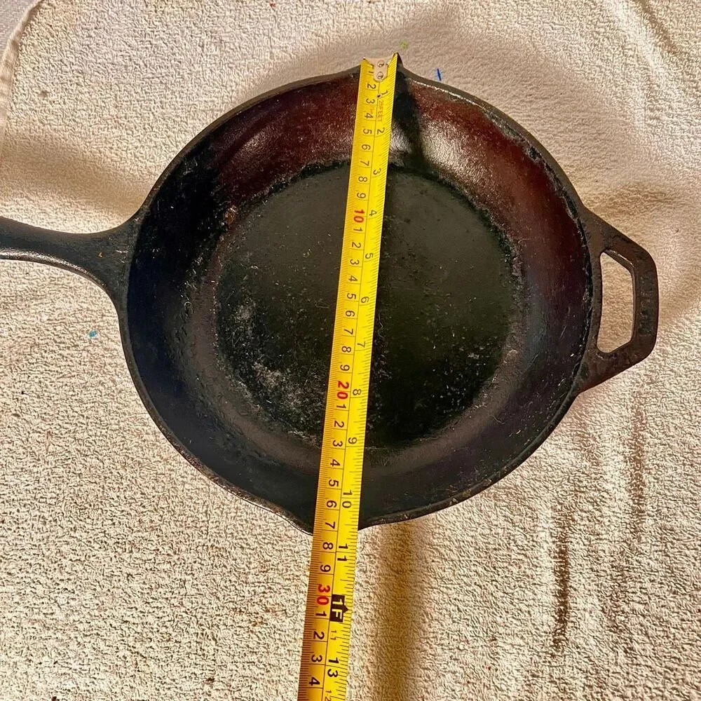 Lodge vintage cast